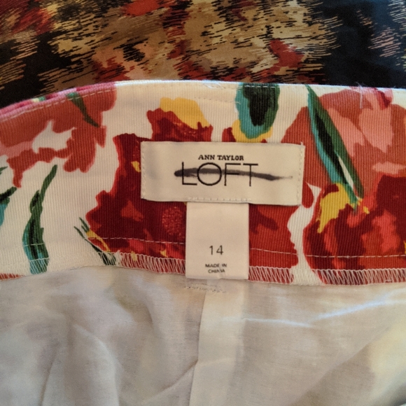 Floral Print Skirt - Picture 2 of 6